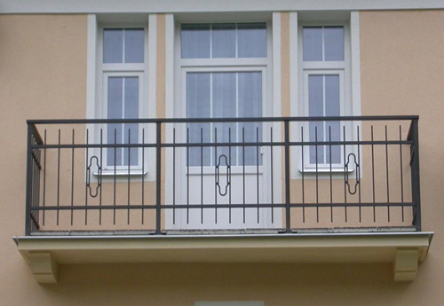 kované zábradlí na vilu - na balkoně