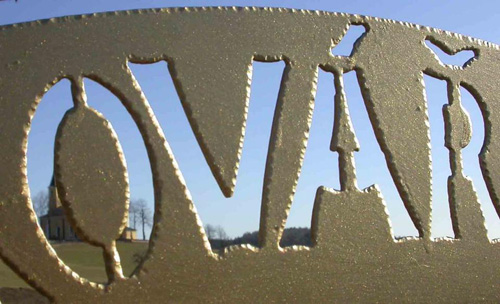detail písmen korouhve