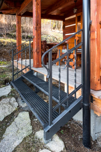 Kované schodiště s pororoštem a...