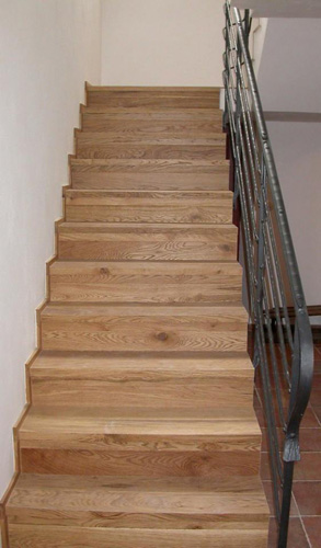 kované zábradlí na schodiště v...