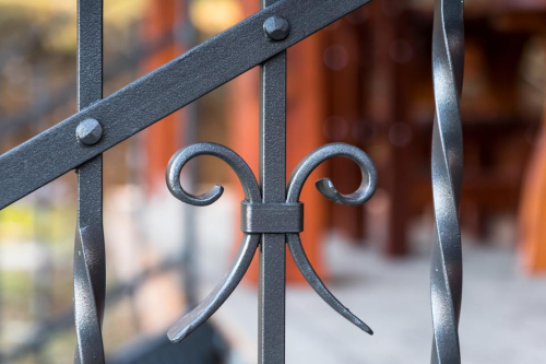 Okrasný prvek kovaného zábradlí